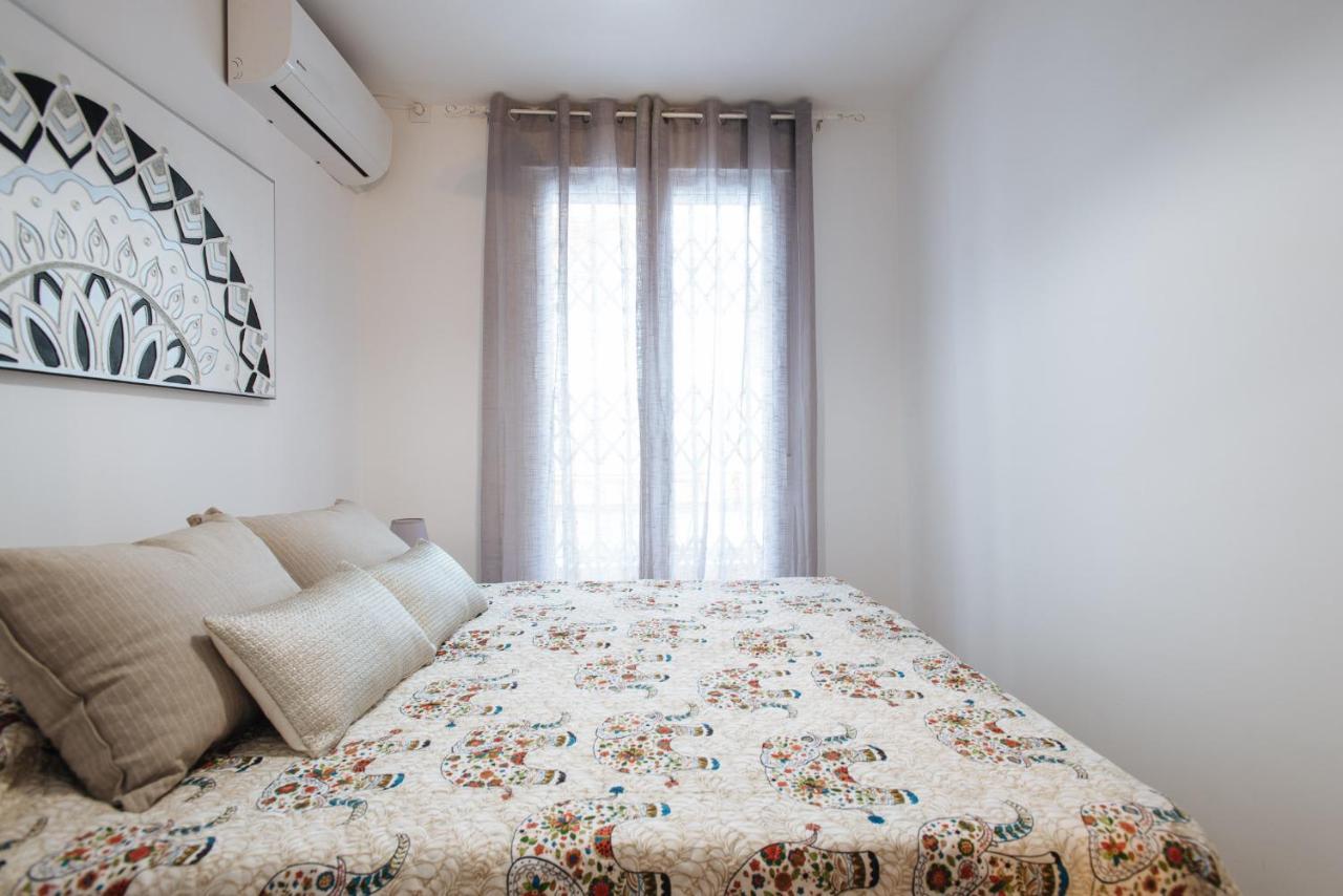 El Apartamento Del Reloj De Sol เซบีญา ภายนอก รูปภาพ