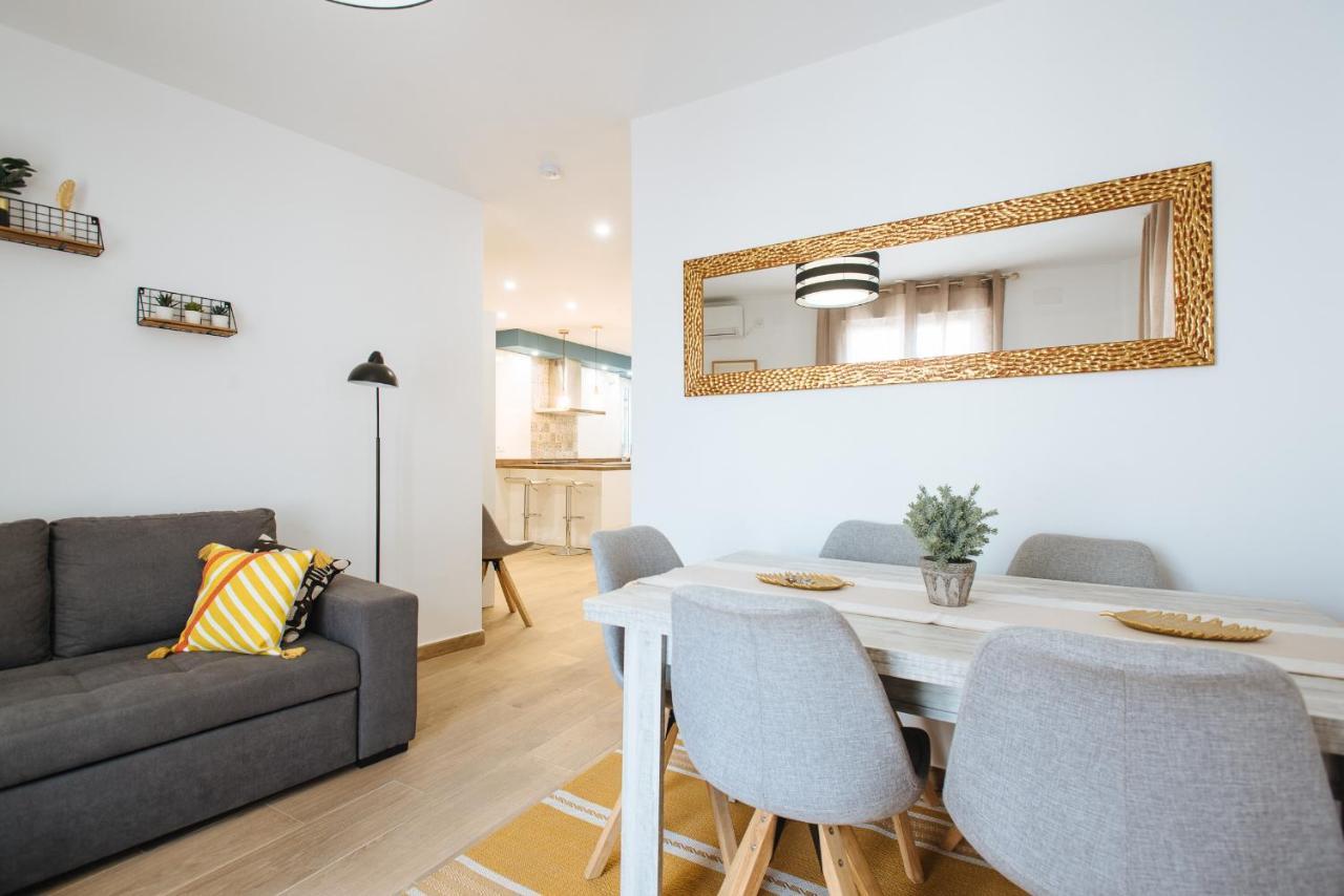El Apartamento Del Reloj De Sol เซบีญา ภายนอก รูปภาพ
