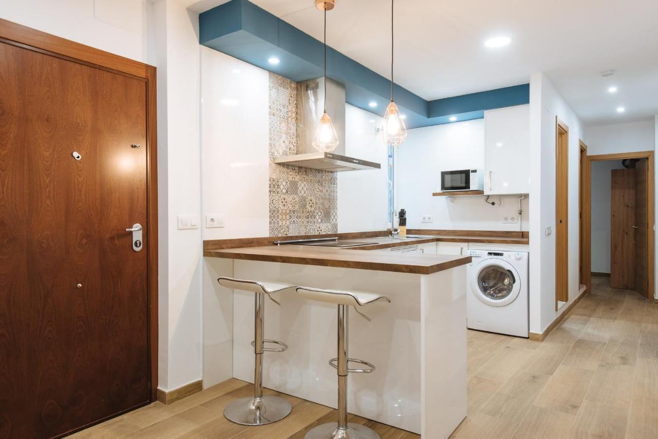 El Apartamento Del Reloj De Sol เซบีญา ภายนอก รูปภาพ